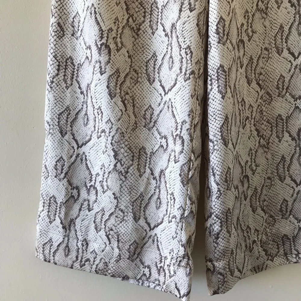 A New Day Snakeskin Print Wide Leg Pants, NWT - Picture 8 of 13